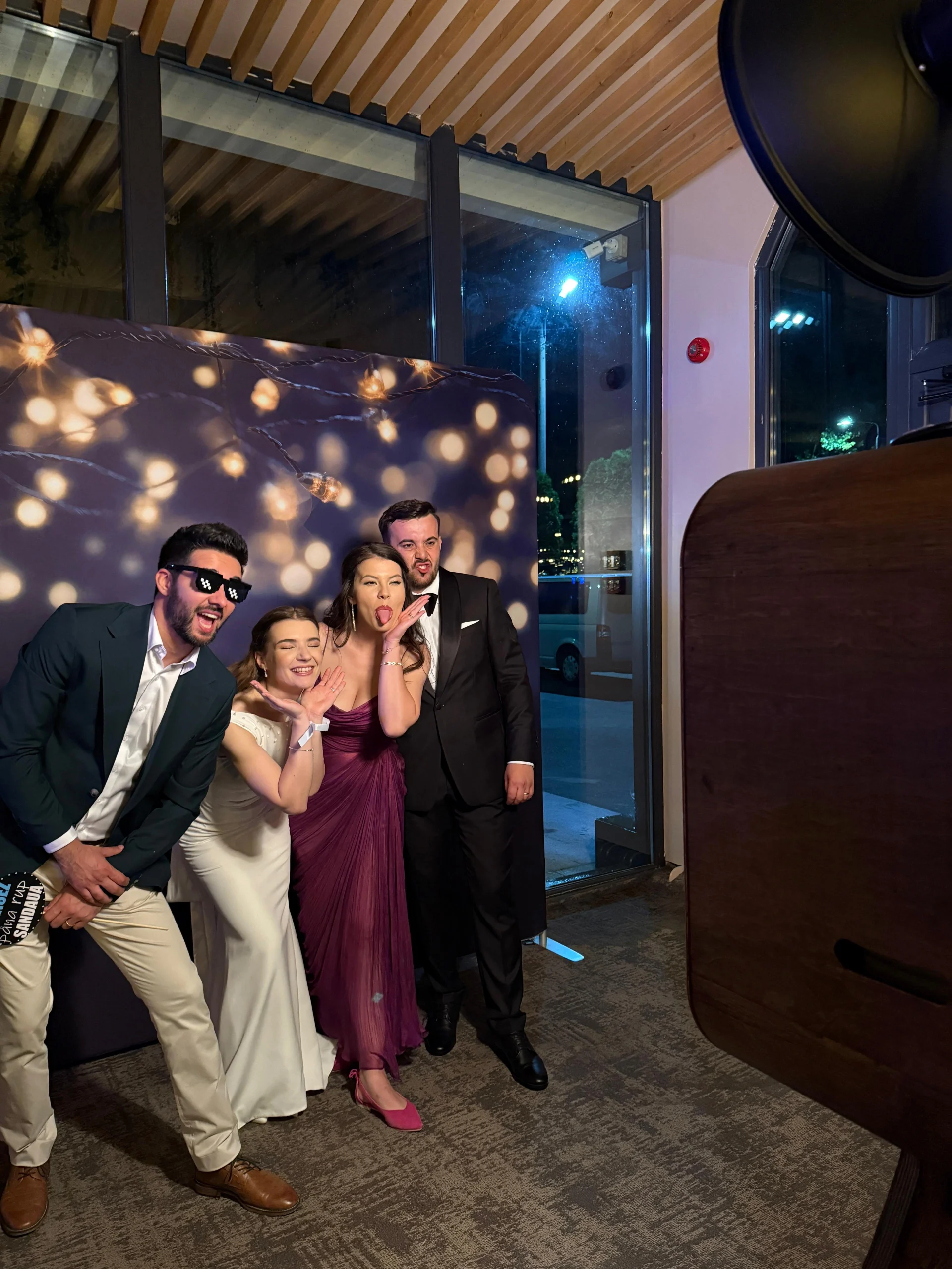 Cabina foto PICBOOTH pentru evenimente