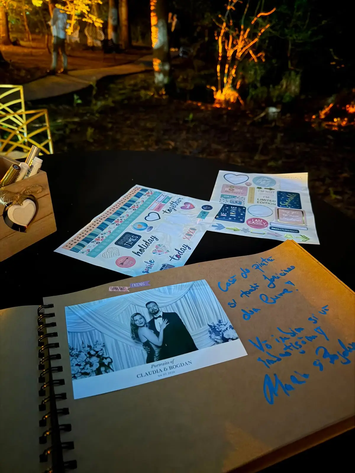 Album guest book cu fotografii si mesaje